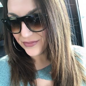 Meet your Posher, Belinda